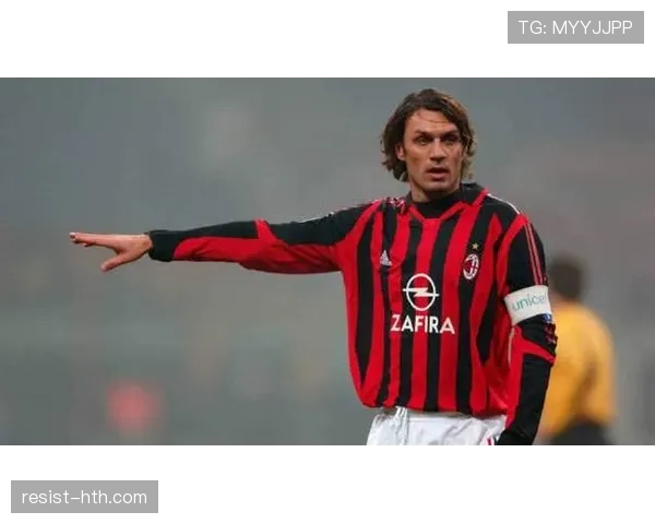 马尔蒂尼技术演变史:从防守艺术到现代足球标杆