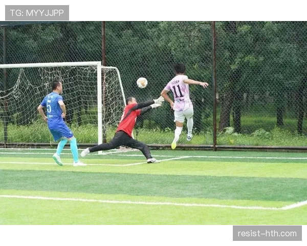 足球明星场外趣事频出,生活点滴同样闪耀引关注 足球明星场外趣事频出,生活点滴同样闪耀引关注